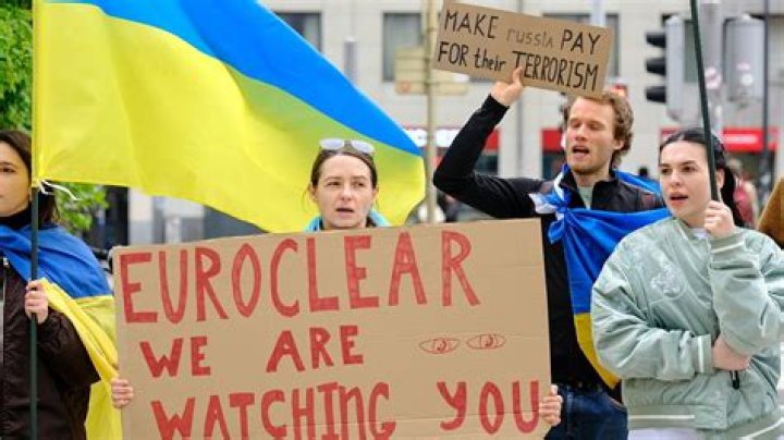 Russian smuggling ring used couple's Etsy store as front to aid Ukraine war effort: feds