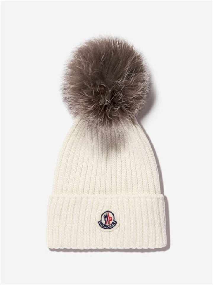 School tells rich kids to stop wearing $350 Moncler beanies