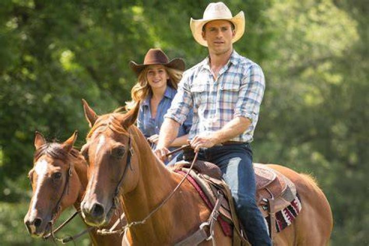 Scott Eastwood’s abs outshine his acting in ‘The Longest Ride’