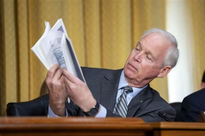 Sen. Ron Johnson demands HHS explain redacted documents on COVID-19 origins