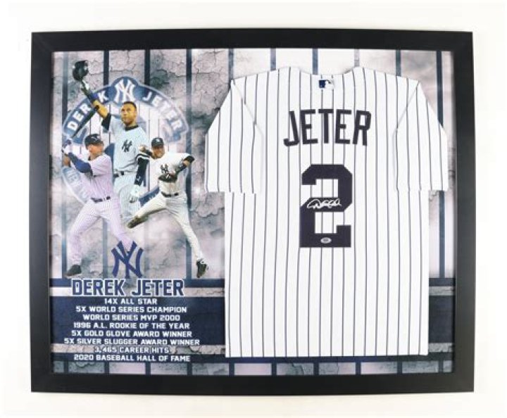 Serena Williams, Derek Jeter memorabilia on auction at Sotheby's