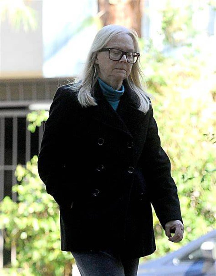 Shelley Long looks unrecognizable after skipping ‘Cheers’ reunion at Emmys 2024