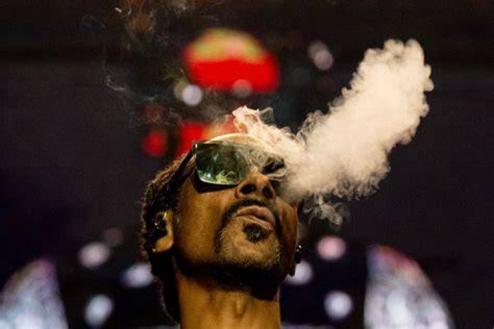 Snoop Dogg isn’t quitting weed after all — here’s why he trolled everyone ?