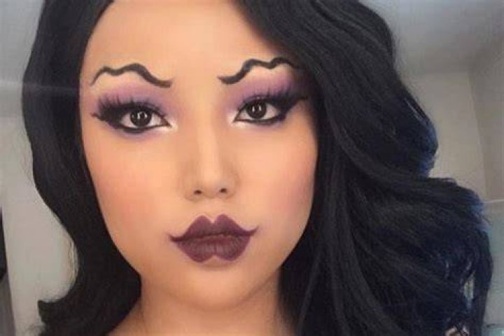 ‘Squiggle brows’ are the stupidest eyebrow trend yet