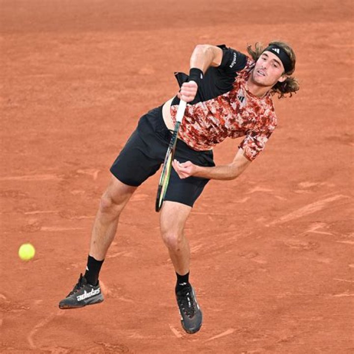Stefanos Tsitsipas, Paula Badosa emerge as power couple at French Open
