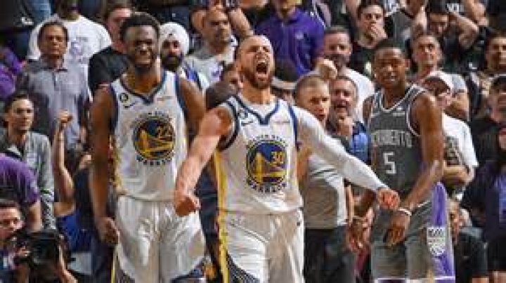 Steph Curry has 50 in Warriors' Game 7 win over Kings, play Lakers next