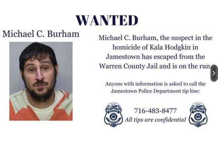 Suspected killer escapes prison using bed sheet rope