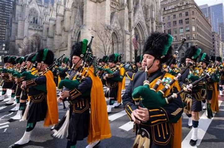 Tens of thousands flock to NYC St. Patrick's Day parade