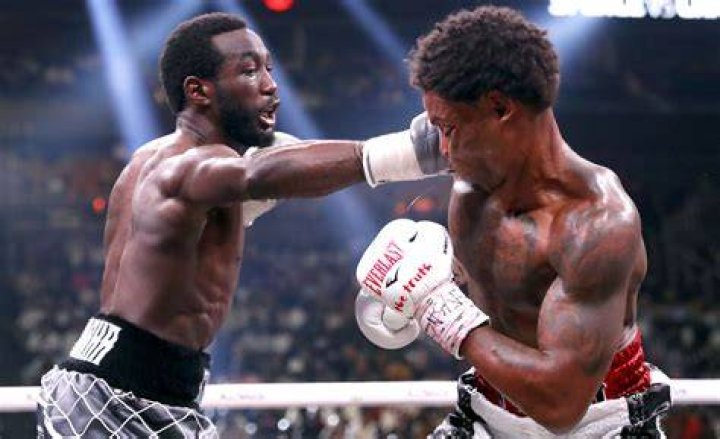 Terence Crawford beats Errol Spence to become one of greatest welterweights ever