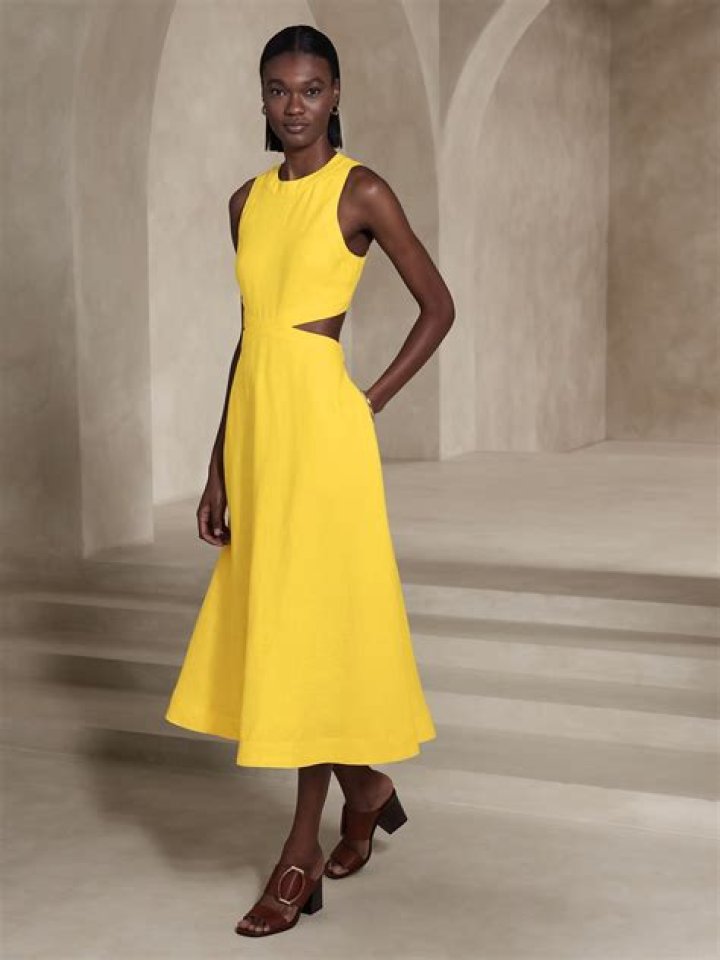 The 17 best cut-out dresses in every style and color for 2023
