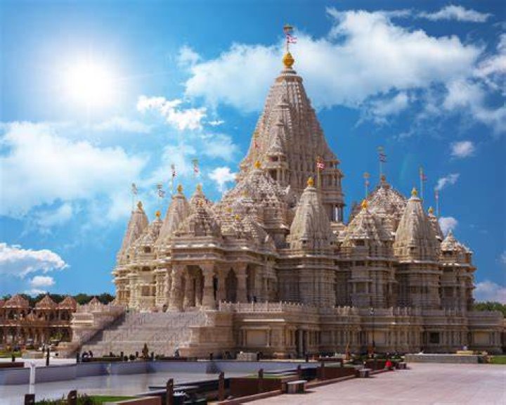 The largest Hindu temple in the US opens in central NJ