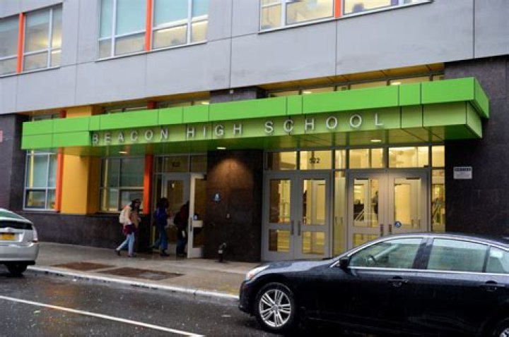 The top 12 non-specialized schools