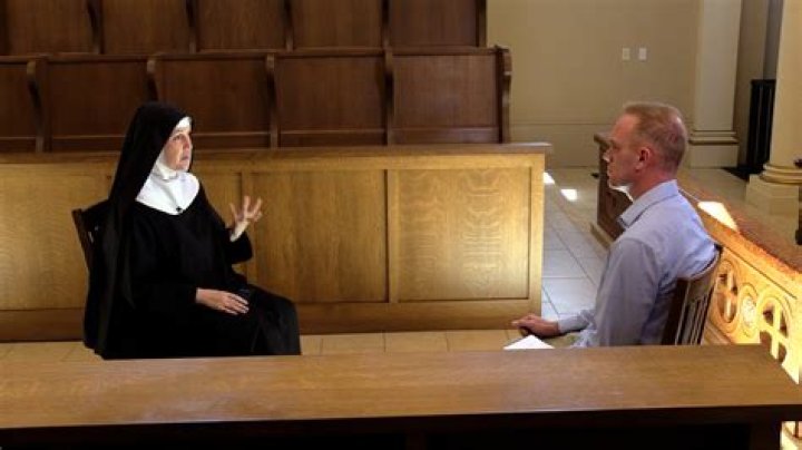 Thousands flock to see body of 'miracle' nun Sister Wilhelmina Lancaster