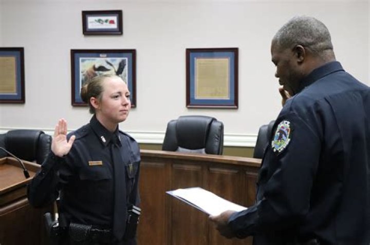 Top cop in Tennessee sex scandal joked about it: court docs