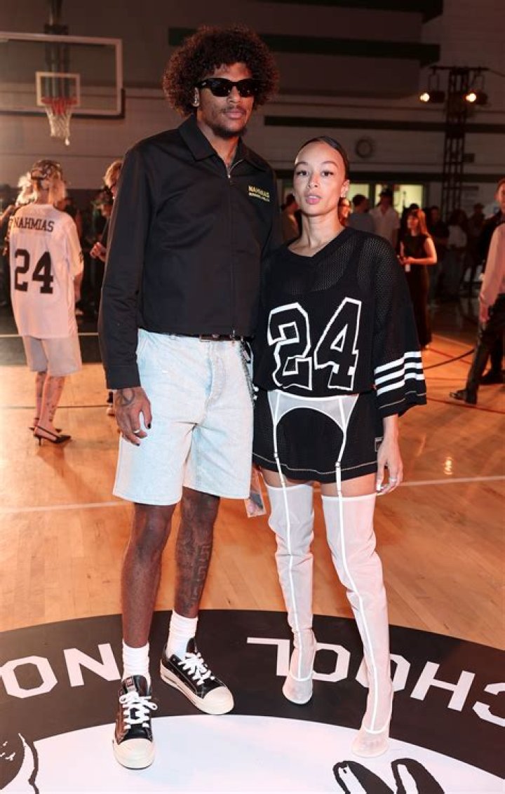 Tyrod Taylor's girlfriend Draya Michele reacts to Giants deal
