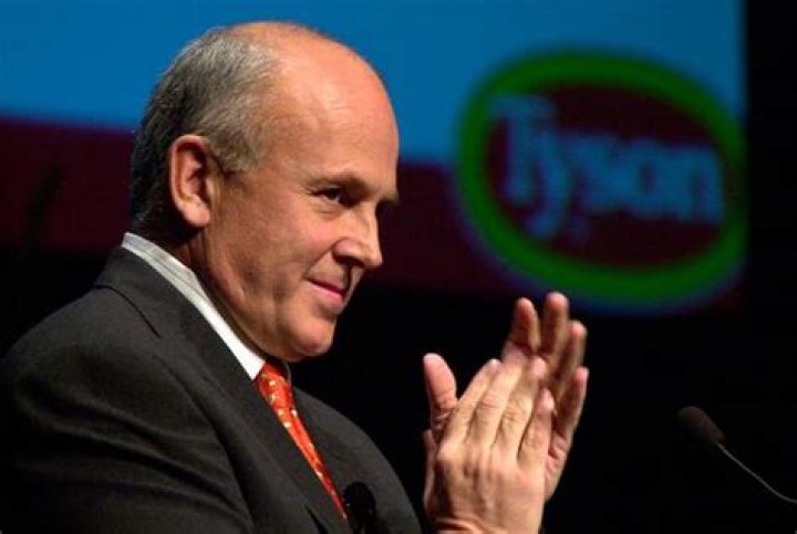 Tyson Foods hoping to hire over 40K immigrants for labor-manufacturing jobs: report