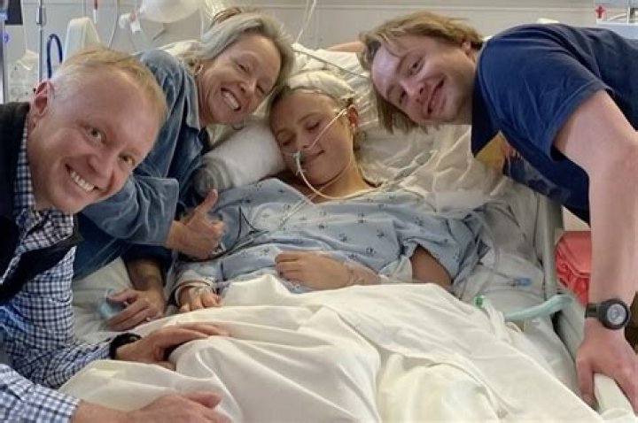 UGA student Liza Burke dies from brain tumor discovered on spring break