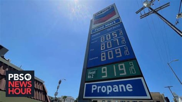 US gas prices hit record highs amid Memorial Day travel