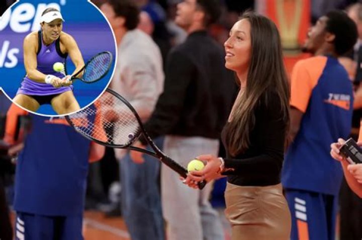 US Open beer girl Megan Lucky retuning to chug in NYC