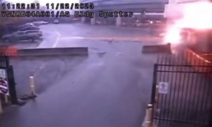 Video shows car airborne before Rainbow Bridge explosion