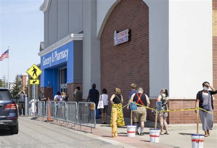 Walmart to close remaining Portland stores as city faces shoplifting crisis