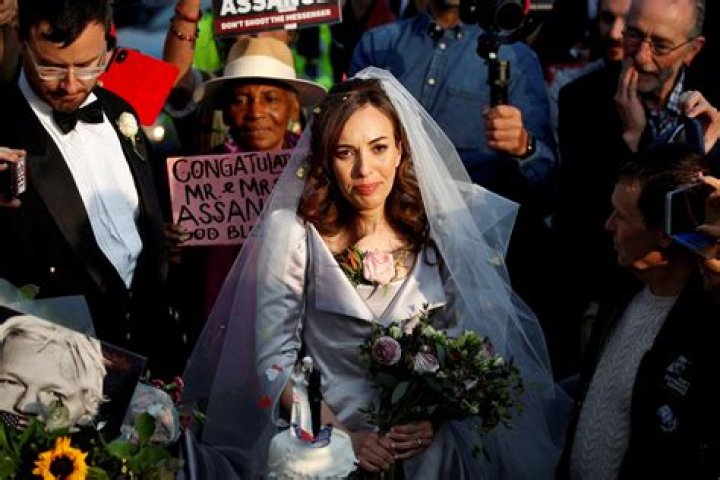 What it's like to be married behind bars