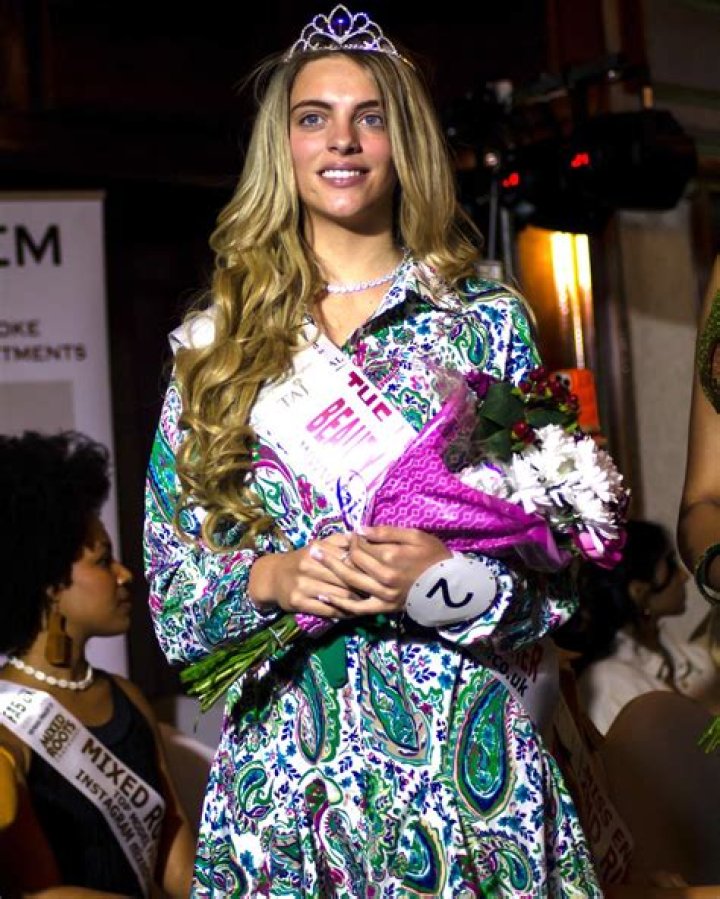 Woman wins world's first make-up-free beauty pageant