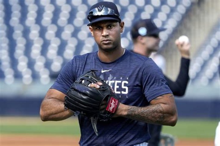 Yankees paying for Aaron Hicks' Angels contract