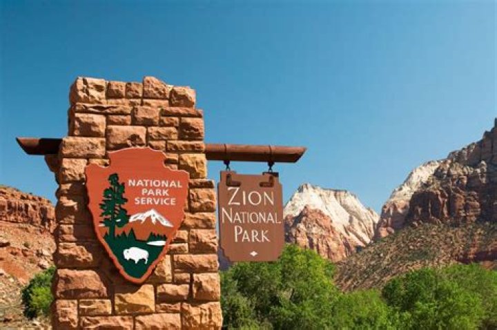 Zion National Park hiker dies after complaining of heat exhaustion